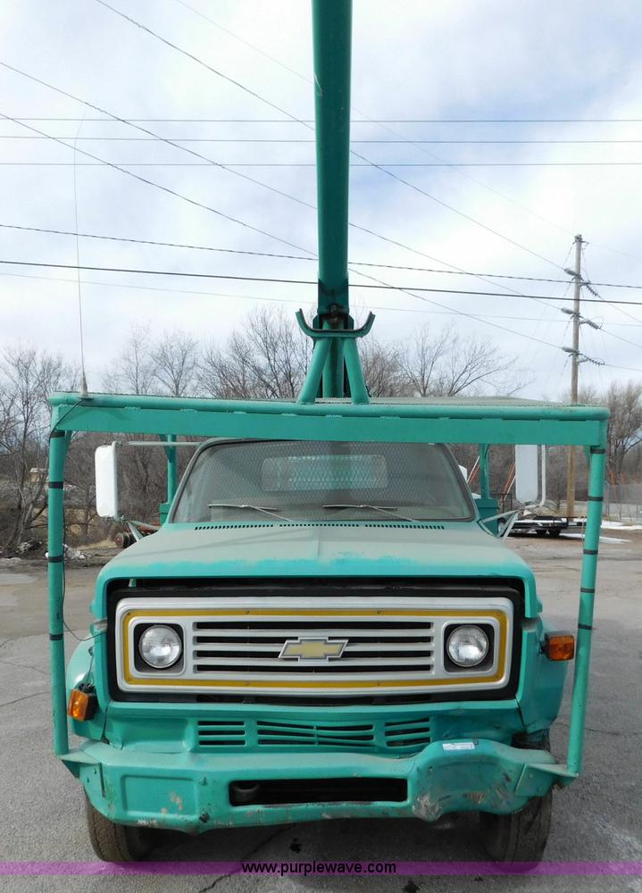 image for item AW9296 1976 Chevrolet C60 bucket truck