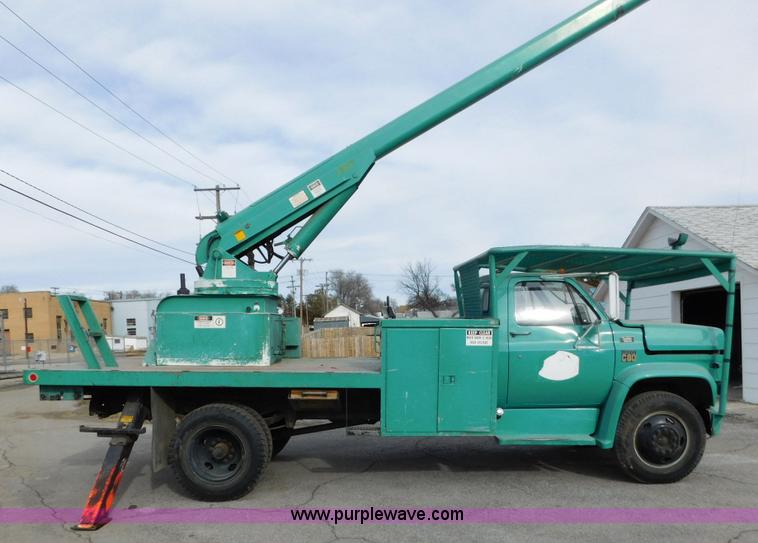 image for item AW9296 1976 Chevrolet C60 bucket truck