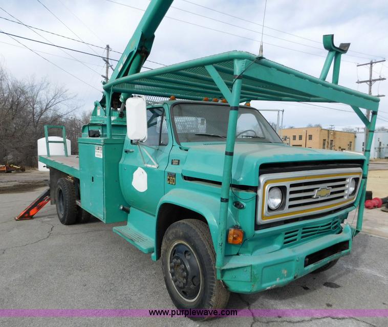 image for item AW9296 1976 Chevrolet C60 bucket truck