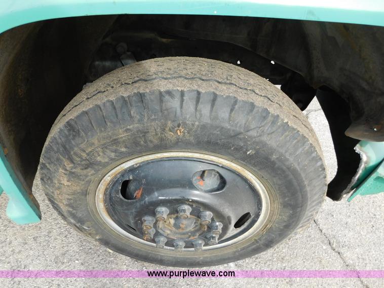 image for item AW9296 1976 Chevrolet C60 bucket truck