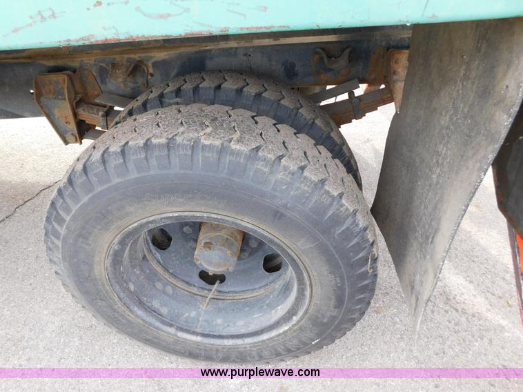 image for item AW9296 1976 Chevrolet C60 bucket truck