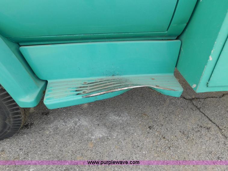 image for item AW9296 1976 Chevrolet C60 bucket truck