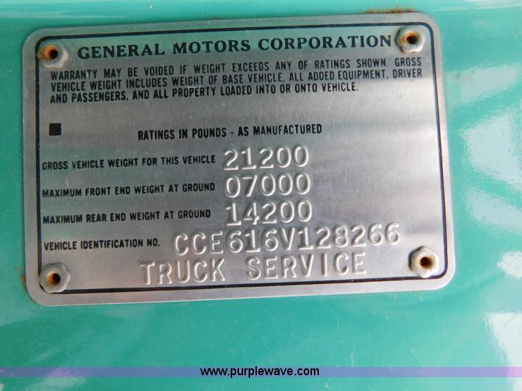 image for item AW9296 1976 Chevrolet C60 bucket truck