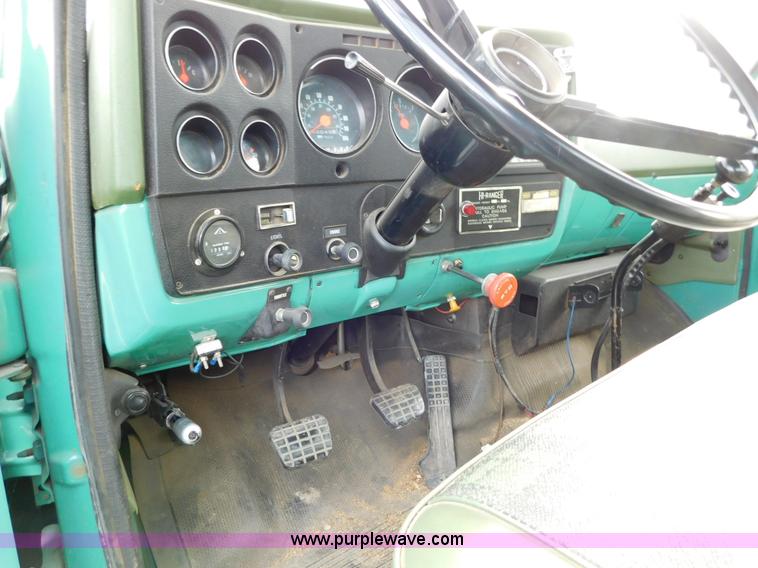 image for item AW9296 1976 Chevrolet C60 bucket truck