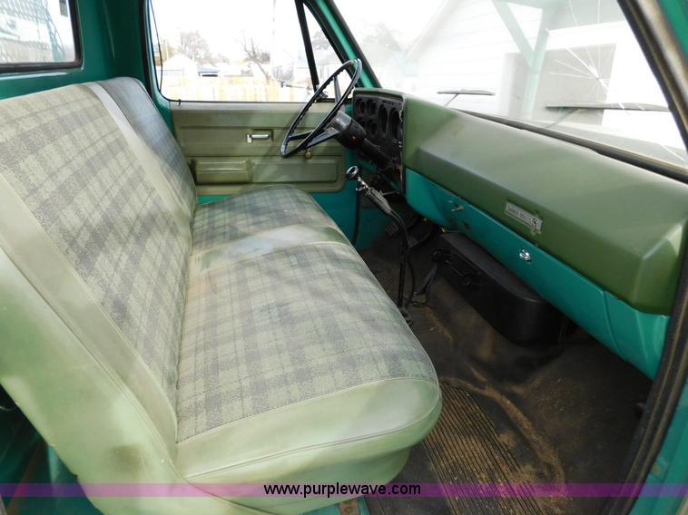 image for item AW9296 1976 Chevrolet C60 bucket truck