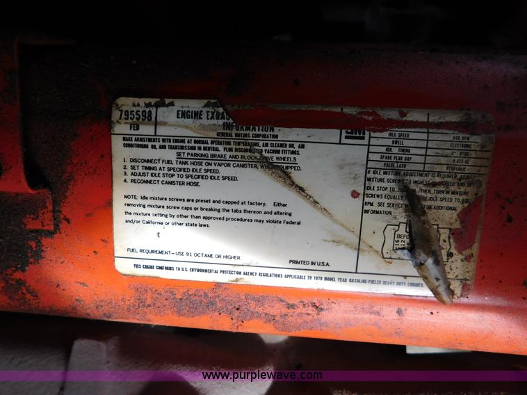 image for item AW9296 1976 Chevrolet C60 bucket truck