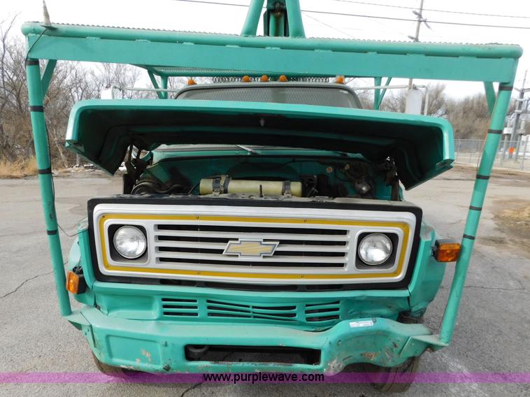 image for item AW9296 1976 Chevrolet C60 bucket truck