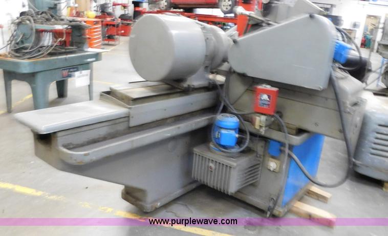 image for item AW9301 Berco RTM260A crank shaft grinder