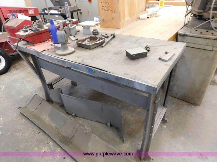 image for item AW9304 Piston rod straightner table