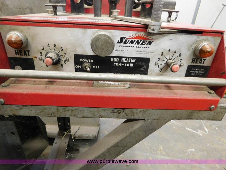 image for item AW9304 Piston rod straightner table