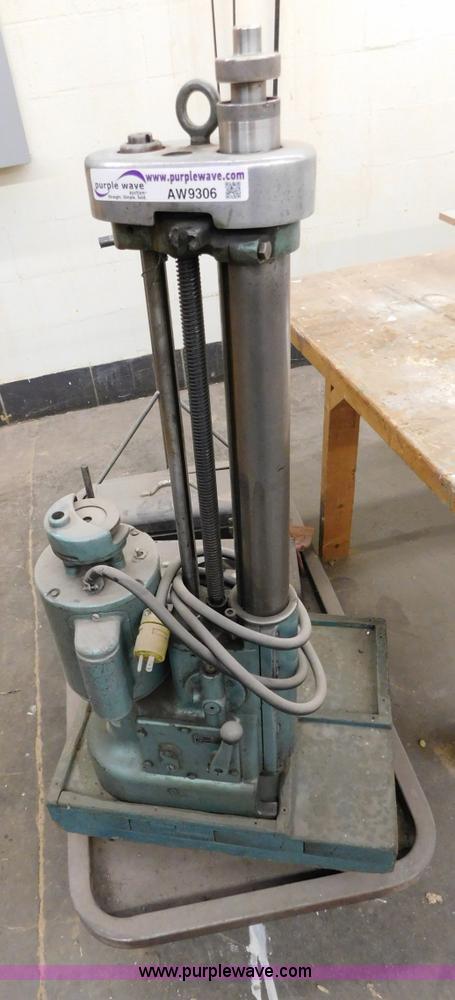 image for item AW9306 WVR boring bar