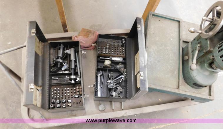 image for item AW9306 WVR boring bar