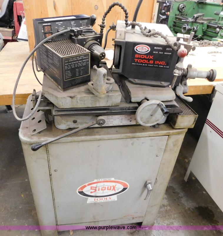Sioux 2075 valve grinder in Liberal, KS Item AW9308 sold Purple Wave
