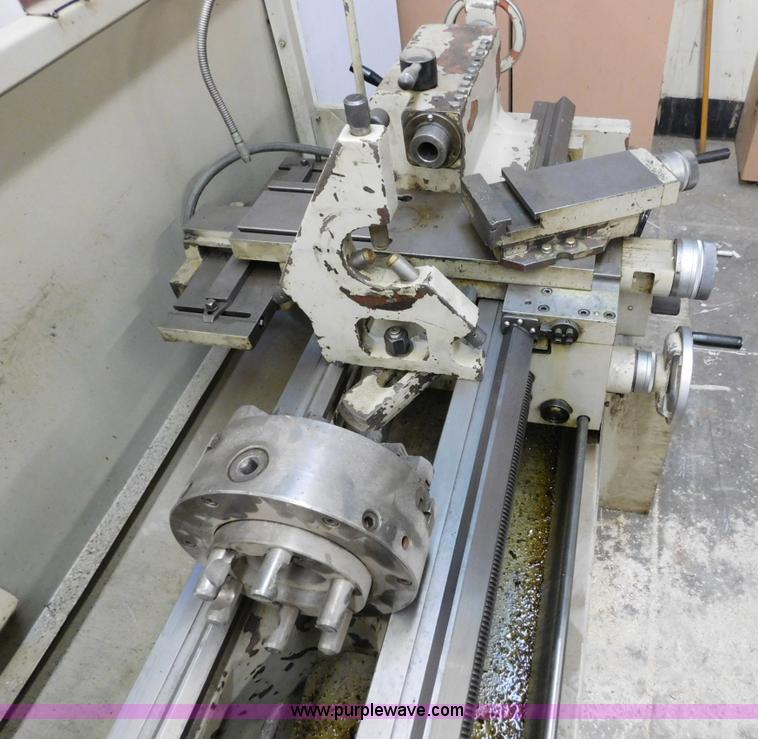 image for item AW9310 Doall Doall16 engine lathe