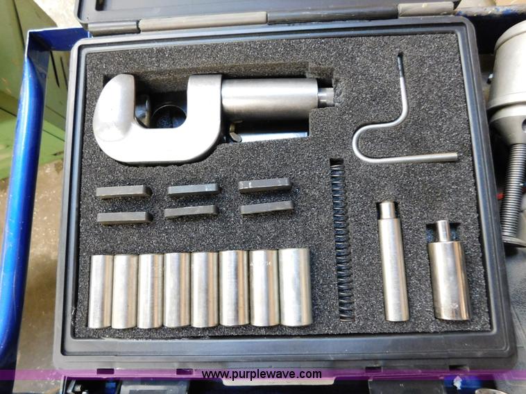 image for item AW9312 Assorted tools