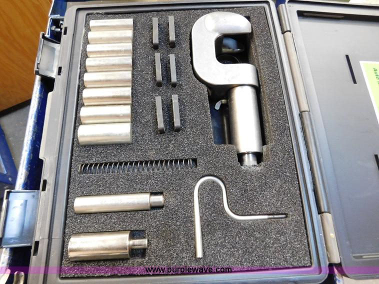 image for item AW9312 Assorted tools