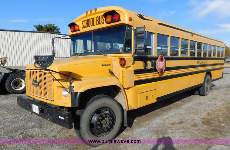 image for item AW9373 1999 Chevrolet Blue Bird CV200C bus