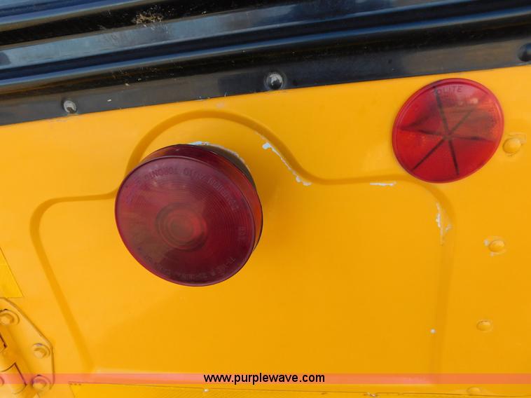 image for item AW9373 1999 Chevrolet Blue Bird CV200C bus
