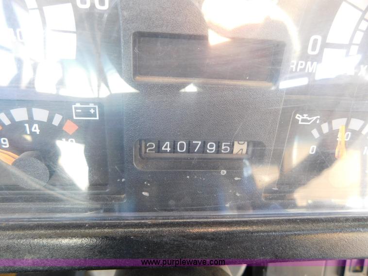 image for item AW9373 1999 Chevrolet Blue Bird CV200C bus