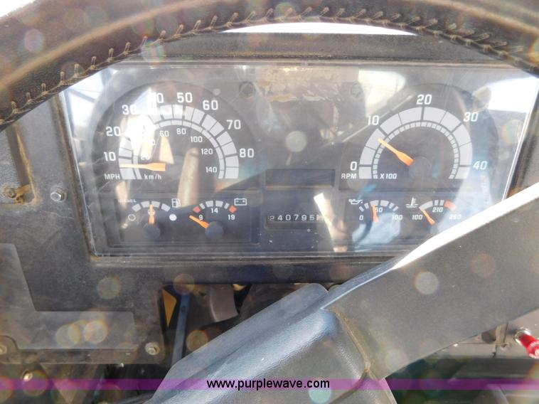 image for item AW9373 1999 Chevrolet Blue Bird CV200C bus
