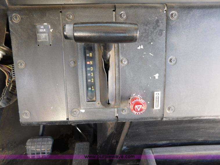image for item AW9373 1999 Chevrolet Blue Bird CV200C bus
