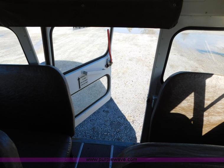 image for item AW9373 1999 Chevrolet Blue Bird CV200C bus