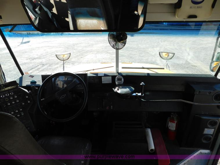 image for item AW9373 1999 Chevrolet Blue Bird CV200C bus