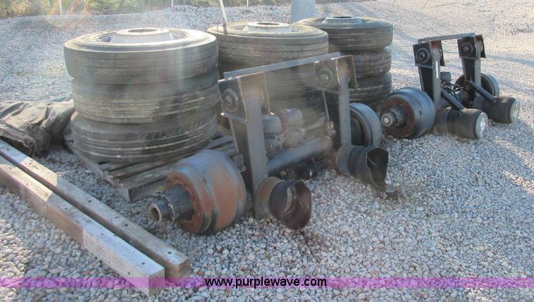 image for item BB9021 Assorted automotive parts