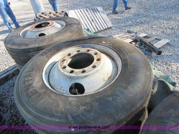 image for item BB9021 Assorted automotive parts