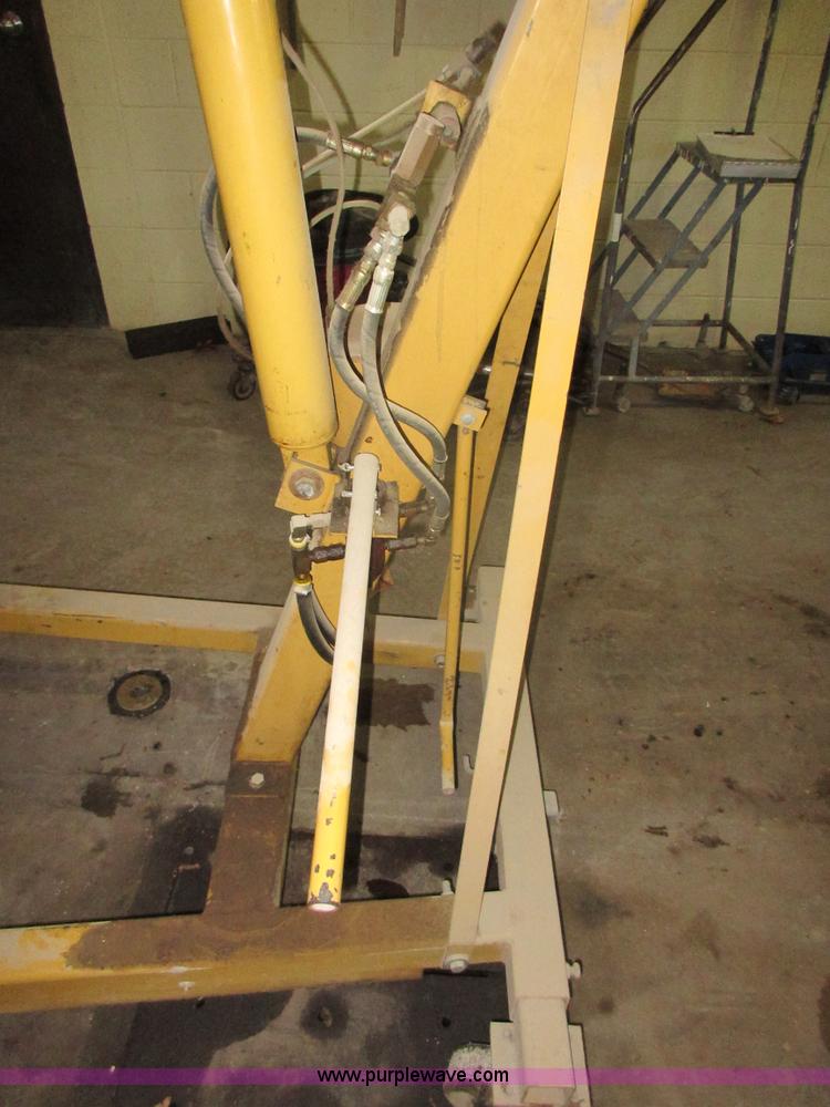 image for item BB9023 Brockle Hurst HB-50 hoist