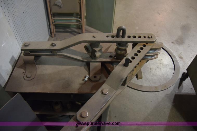 image for item BK9822 Tubing bender