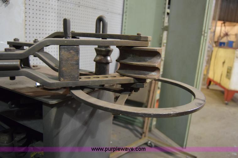 image for item BK9822 Tubing bender