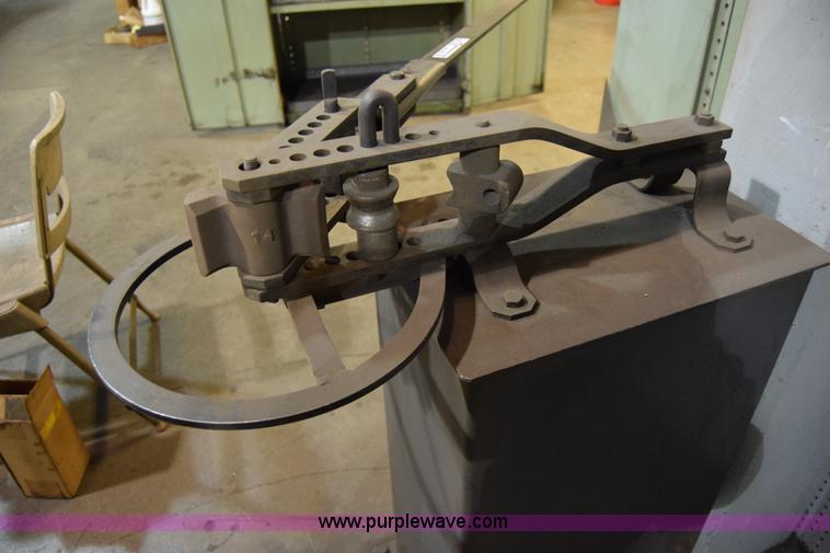 image for item BK9822 Tubing bender
