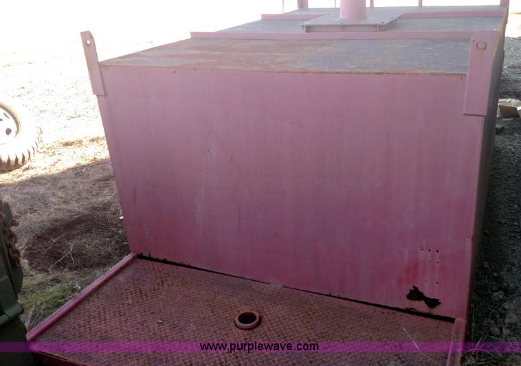 image for item BR9381 Steel tank