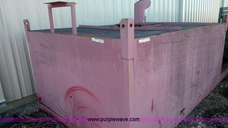 image for item BR9381 Steel tank