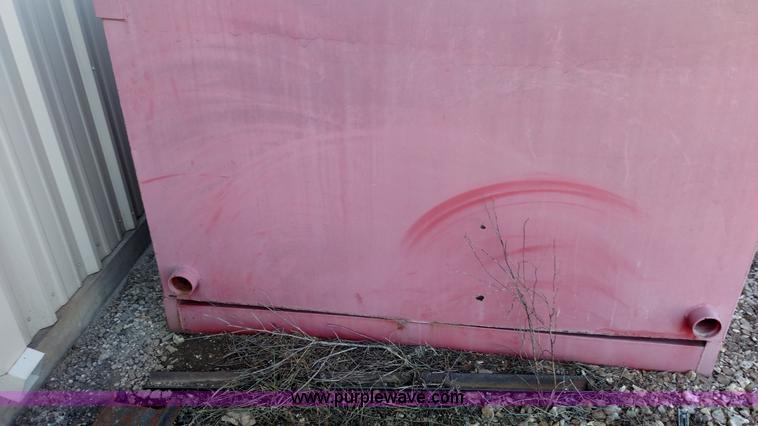 image for item BR9381 Steel tank