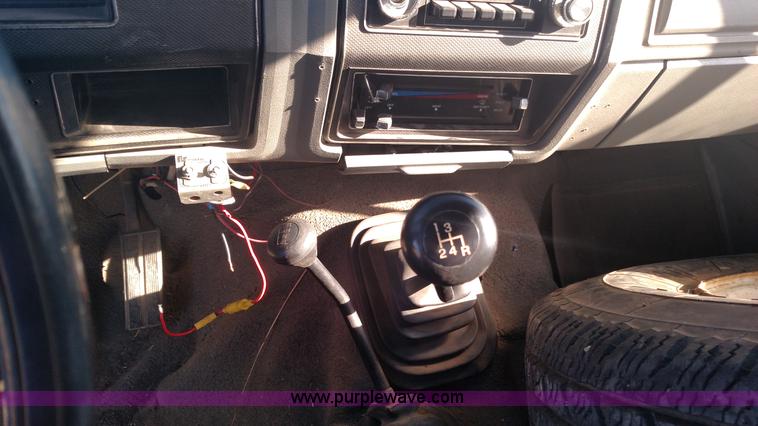 image for item BR9384 1984 Ford F250 fire truck