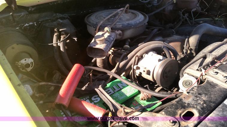 image for item BR9384 1984 Ford F250 fire truck