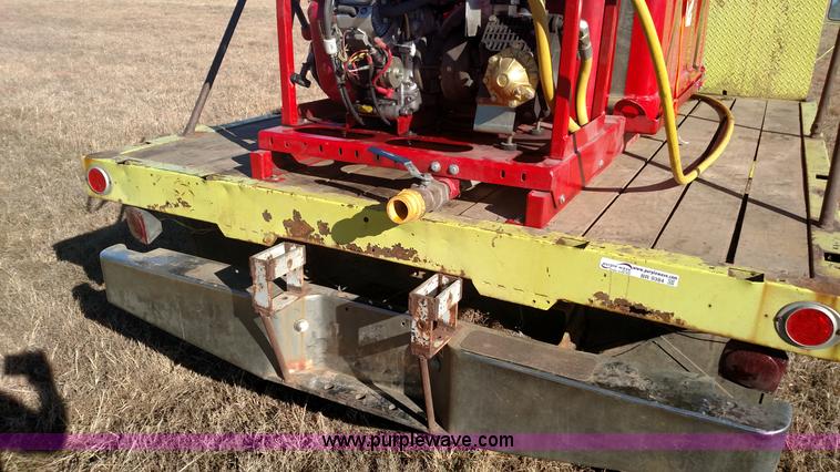 image for item BR9384 1984 Ford F250 fire truck