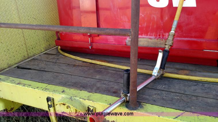 image for item BR9384 1984 Ford F250 fire truck