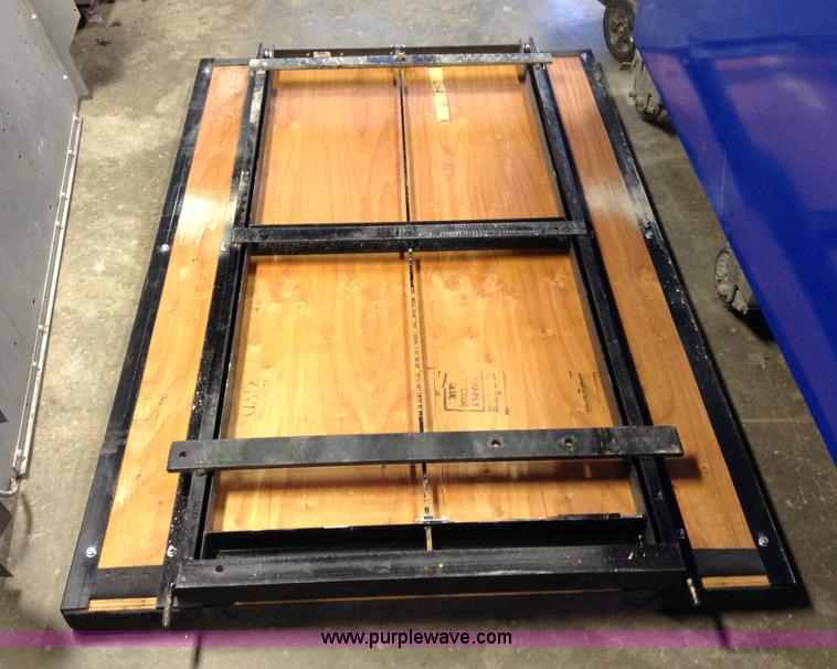 image for item E1239 Pickup bed roll-out tray