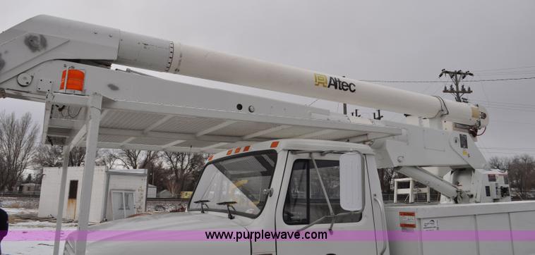 image for item G7044 1993 International 4600 service truck