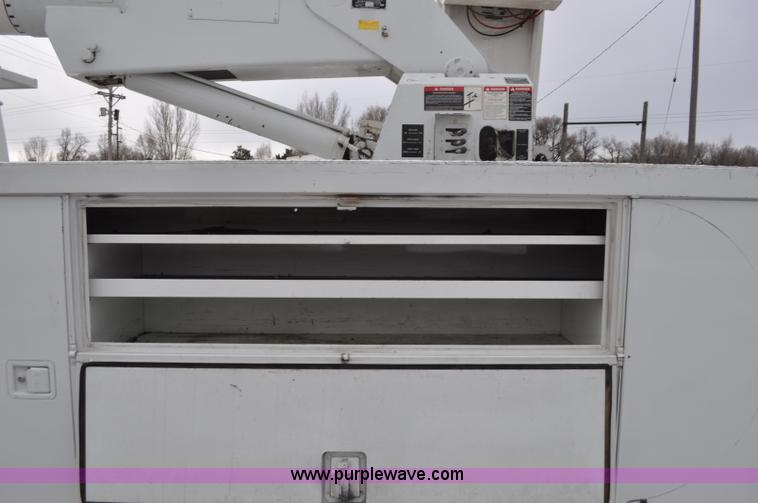 image for item G7044 1993 International 4600 service truck