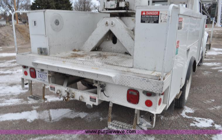 image for item G7044 1993 International 4600 service truck