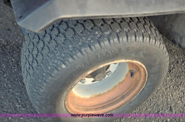 image for item G7080 2000 Kawasaki Mule 550 utility vehicle