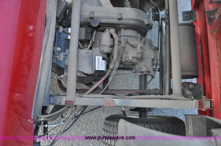 image for item G7080 2000 Kawasaki Mule 550 utility vehicle