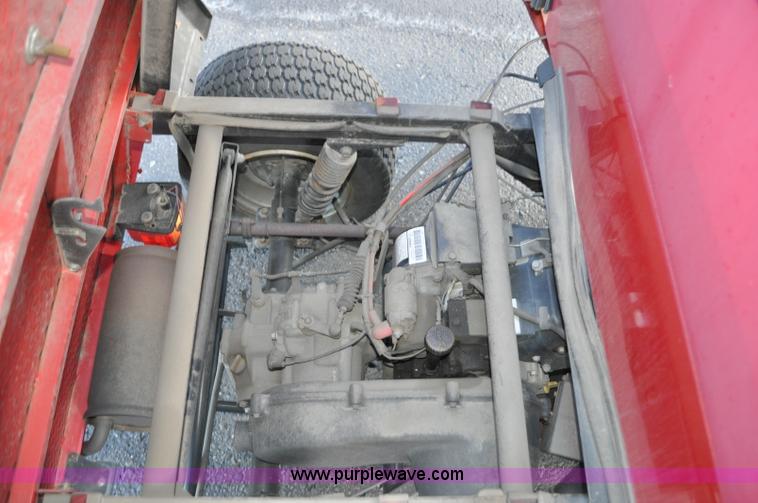 image for item G7080 2000 Kawasaki Mule 550 utility vehicle