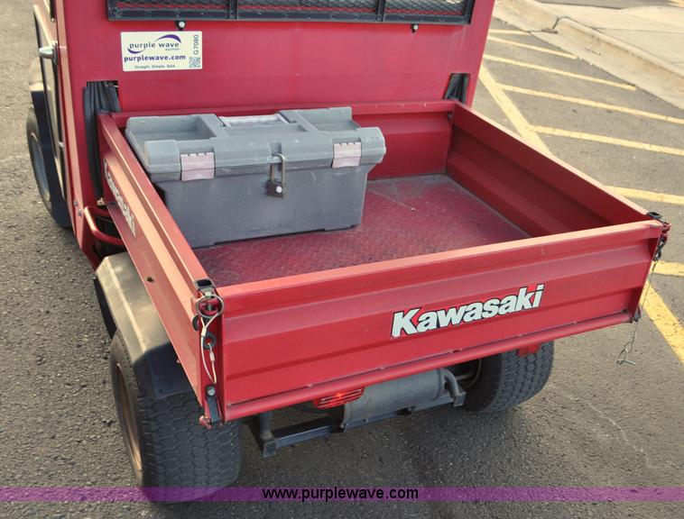 image for item G7080 2000 Kawasaki Mule 550 utility vehicle