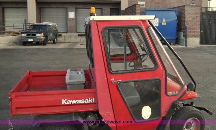 image for item G7080 2000 Kawasaki Mule 550 utility vehicle