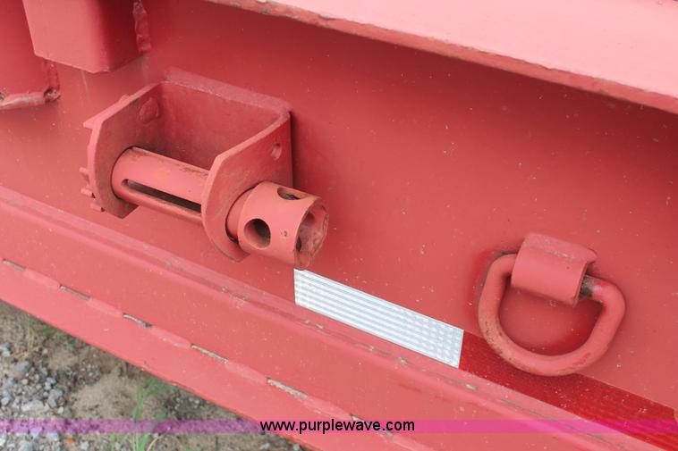 image for item H5829 1985 Trail-Eze LP30H46 tilt deck equipment trailer